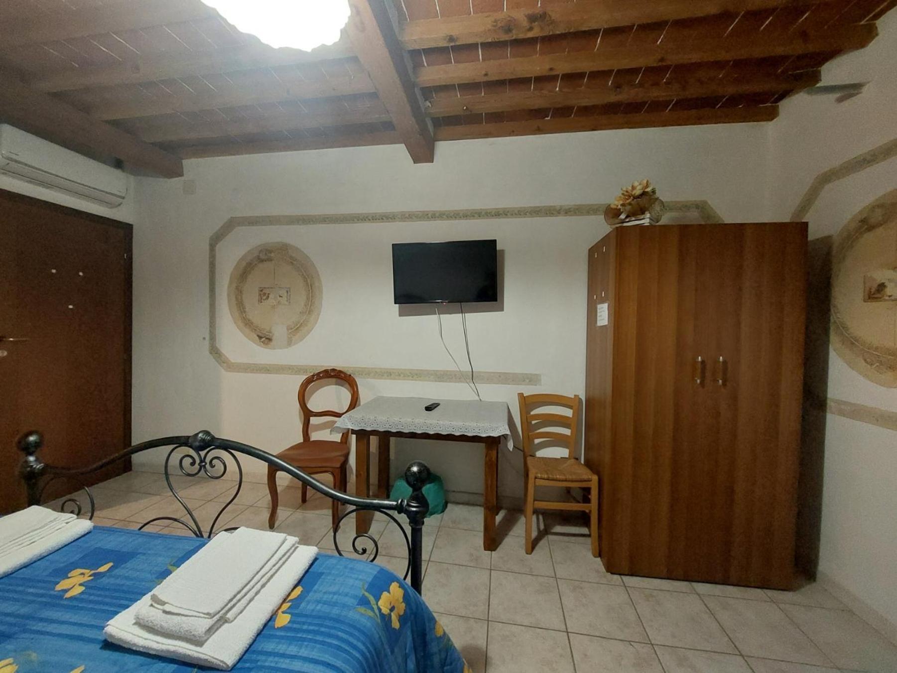 La Convenienza Bed & Breakfast Uliveto Terme Exterior foto