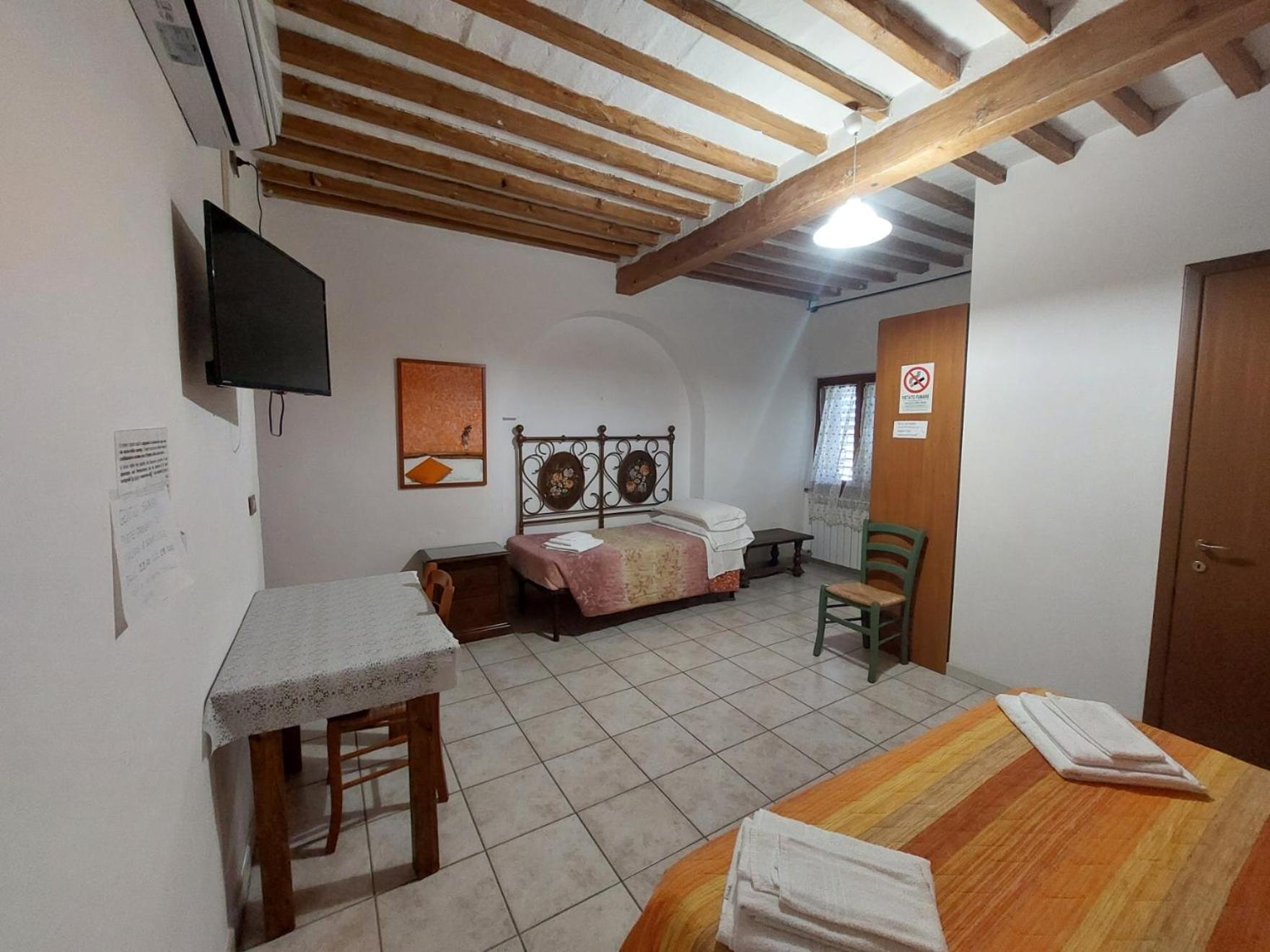 La Convenienza Bed & Breakfast Uliveto Terme Exterior foto