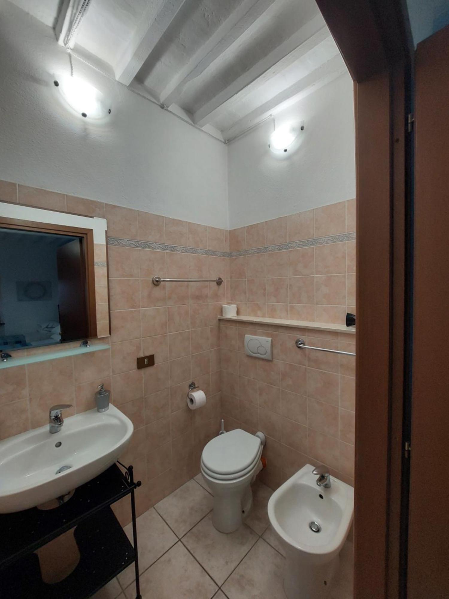 La Convenienza Bed & Breakfast Uliveto Terme Exterior foto