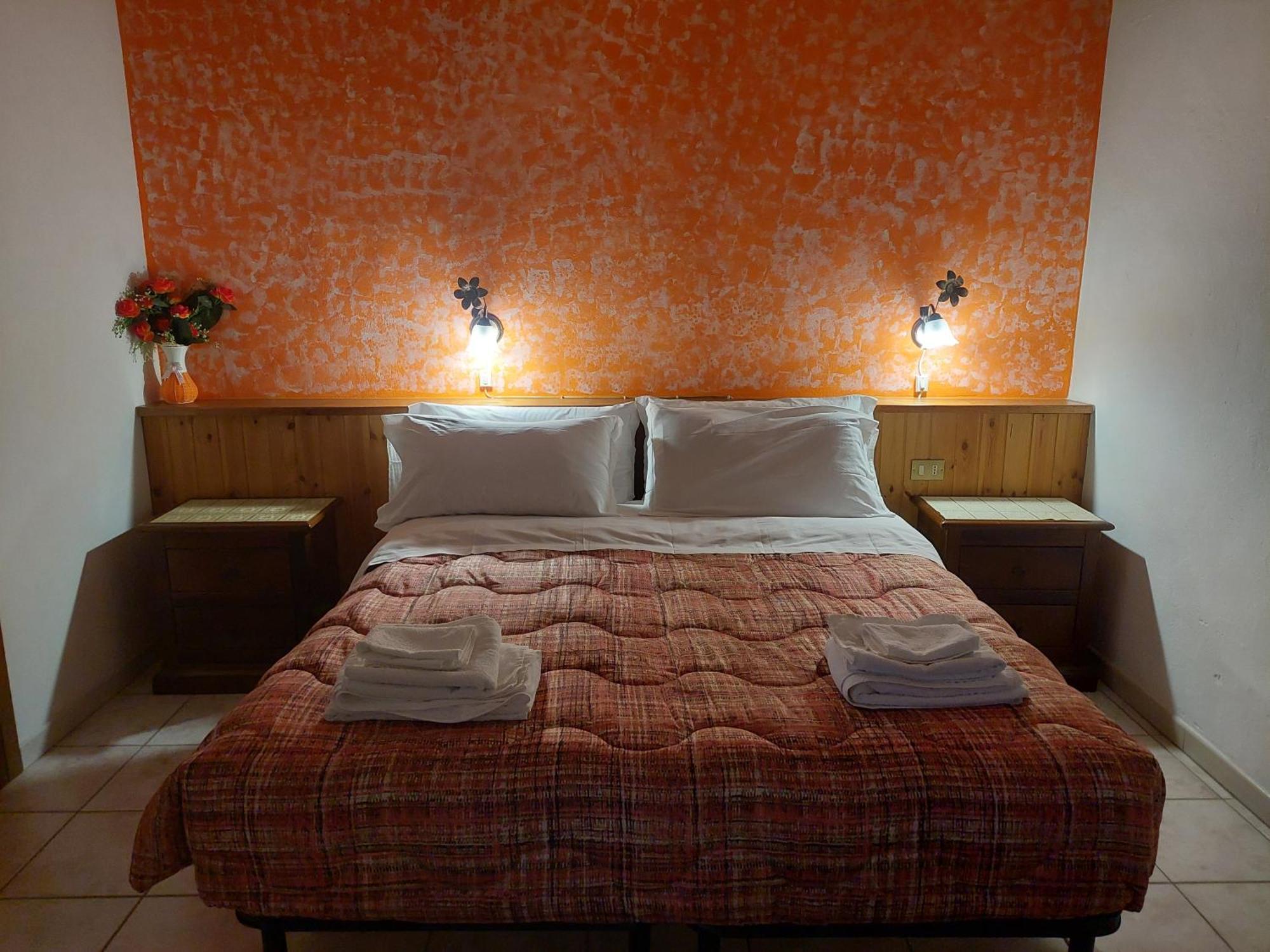 La Convenienza Bed & Breakfast Uliveto Terme Exterior foto
